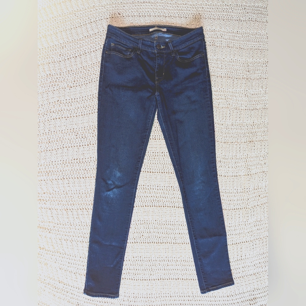Levi's denim skinny jeans, size 28, dark blue